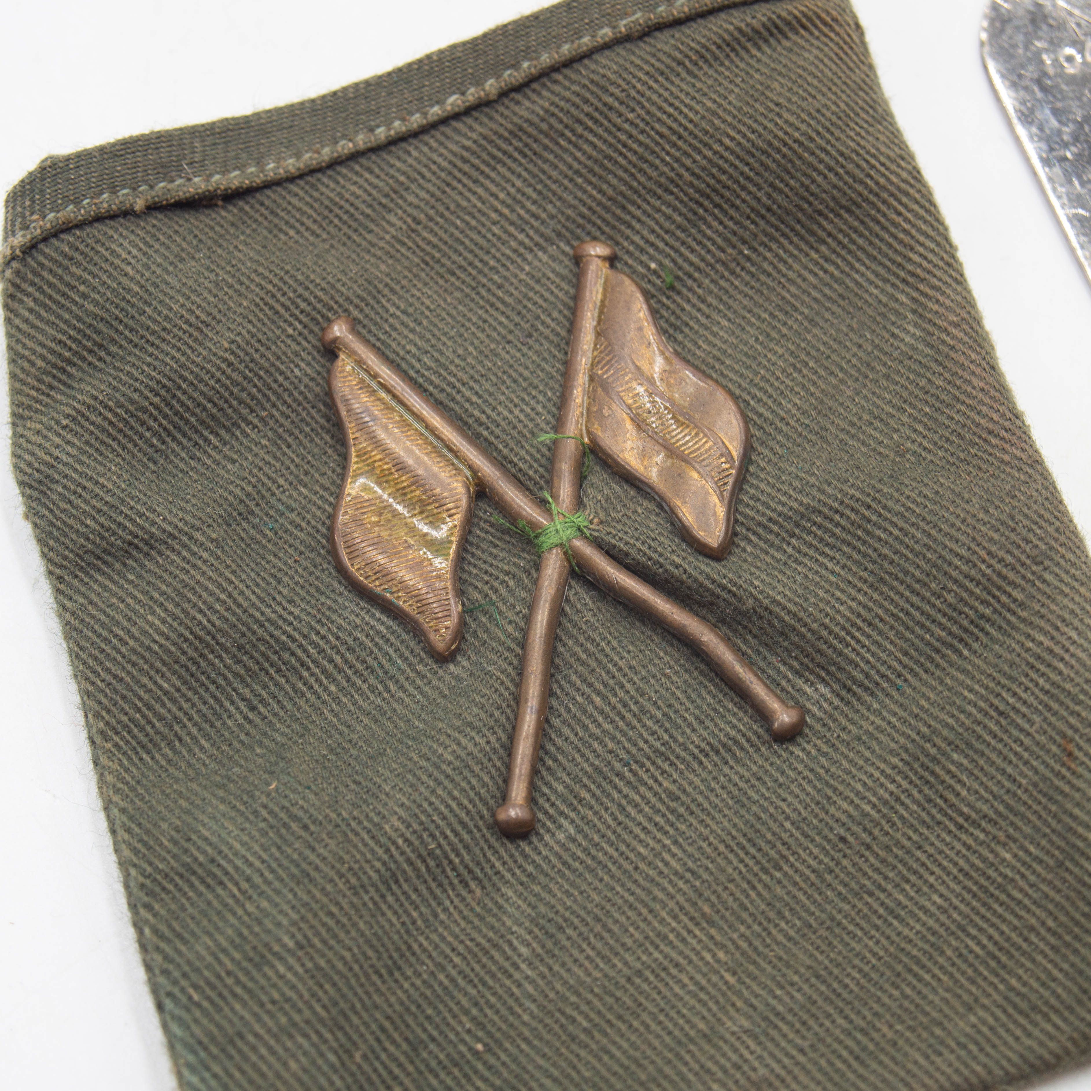1945 Dated WW2 British Signalling Mirror - Image 3