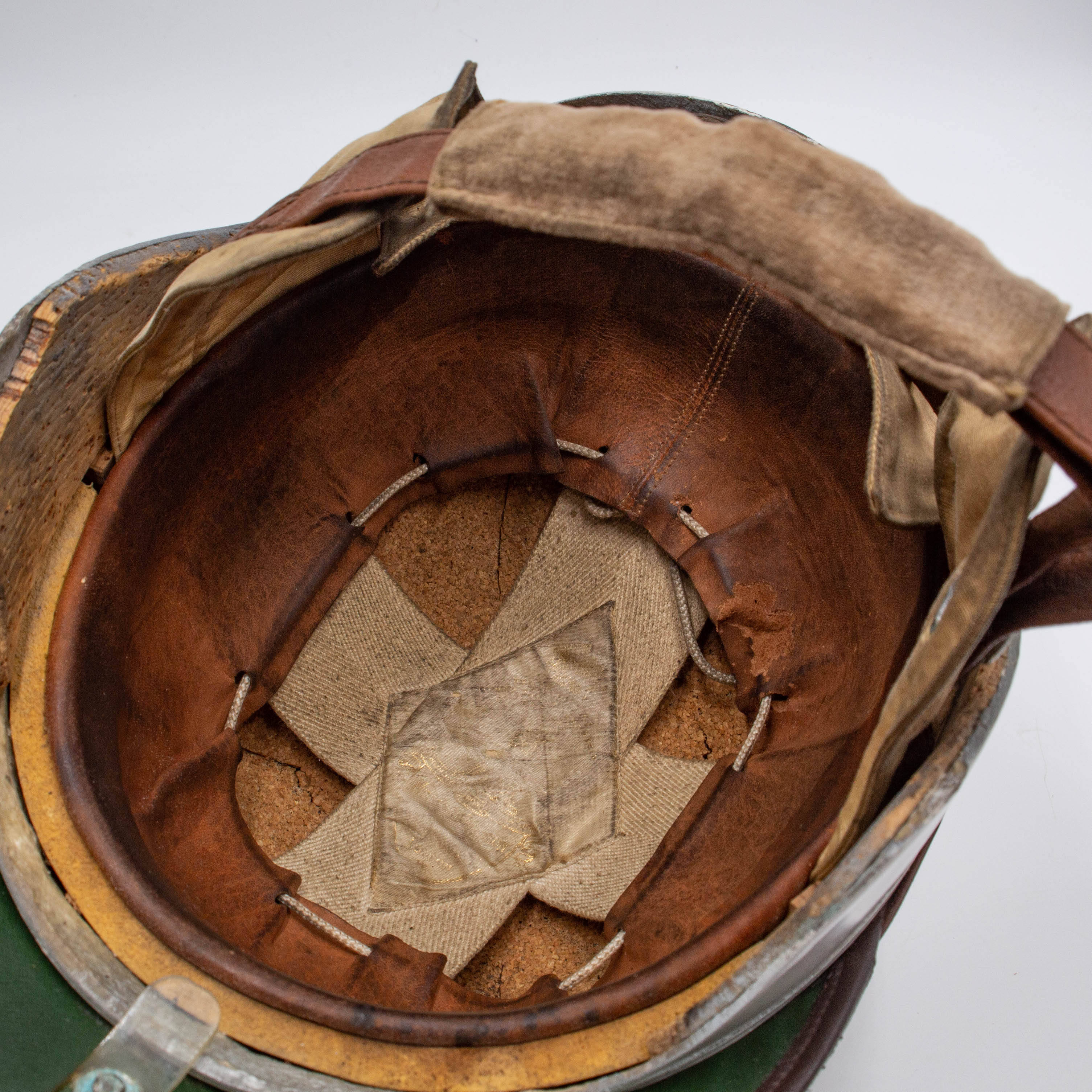 1950s Vintage Everoak Herbert Johnson F-1 Racing Helmet - Image 11
