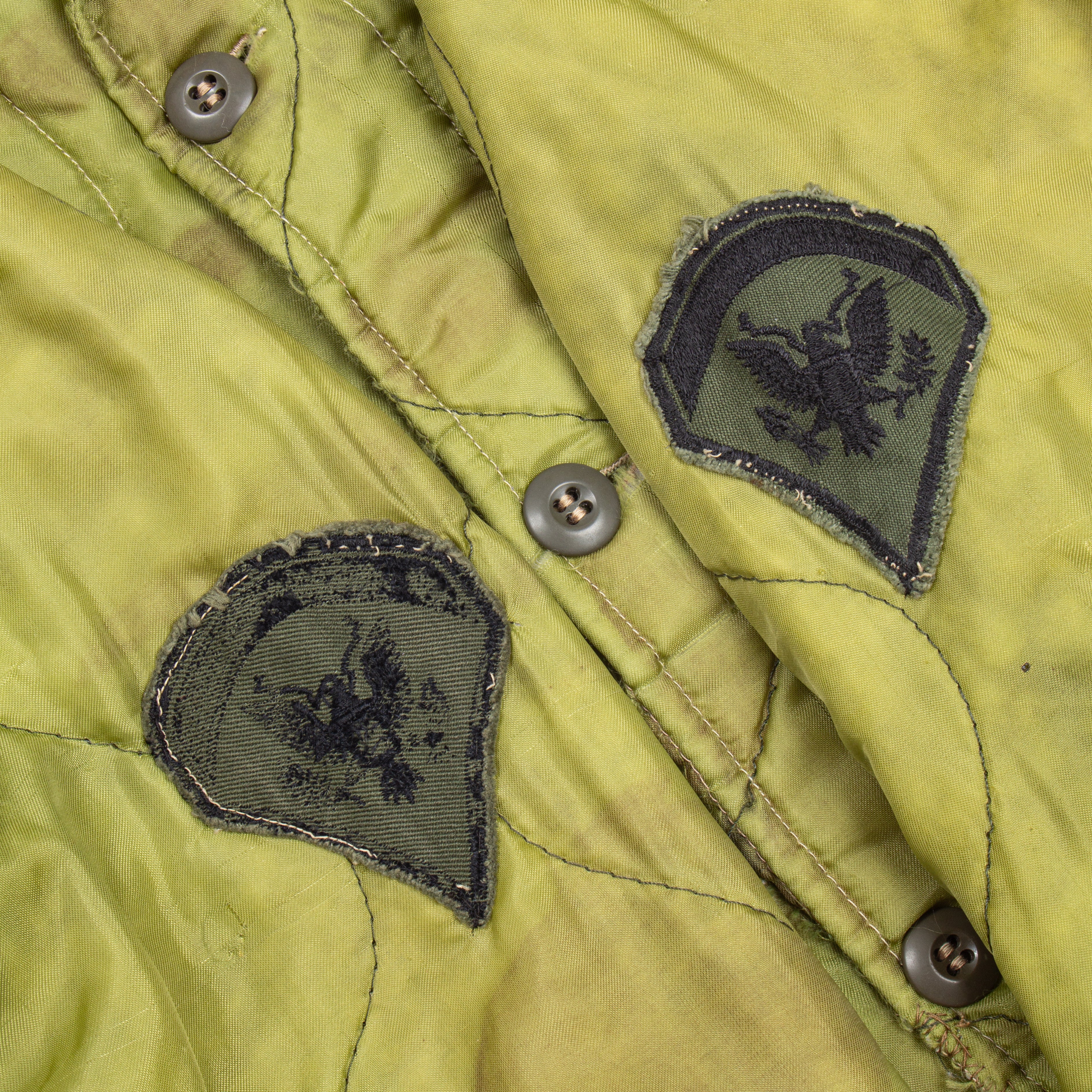 60s Vietnamese Tailor-Made Poncho Liner Souvenir Tour Jacket - Medium - Image 6