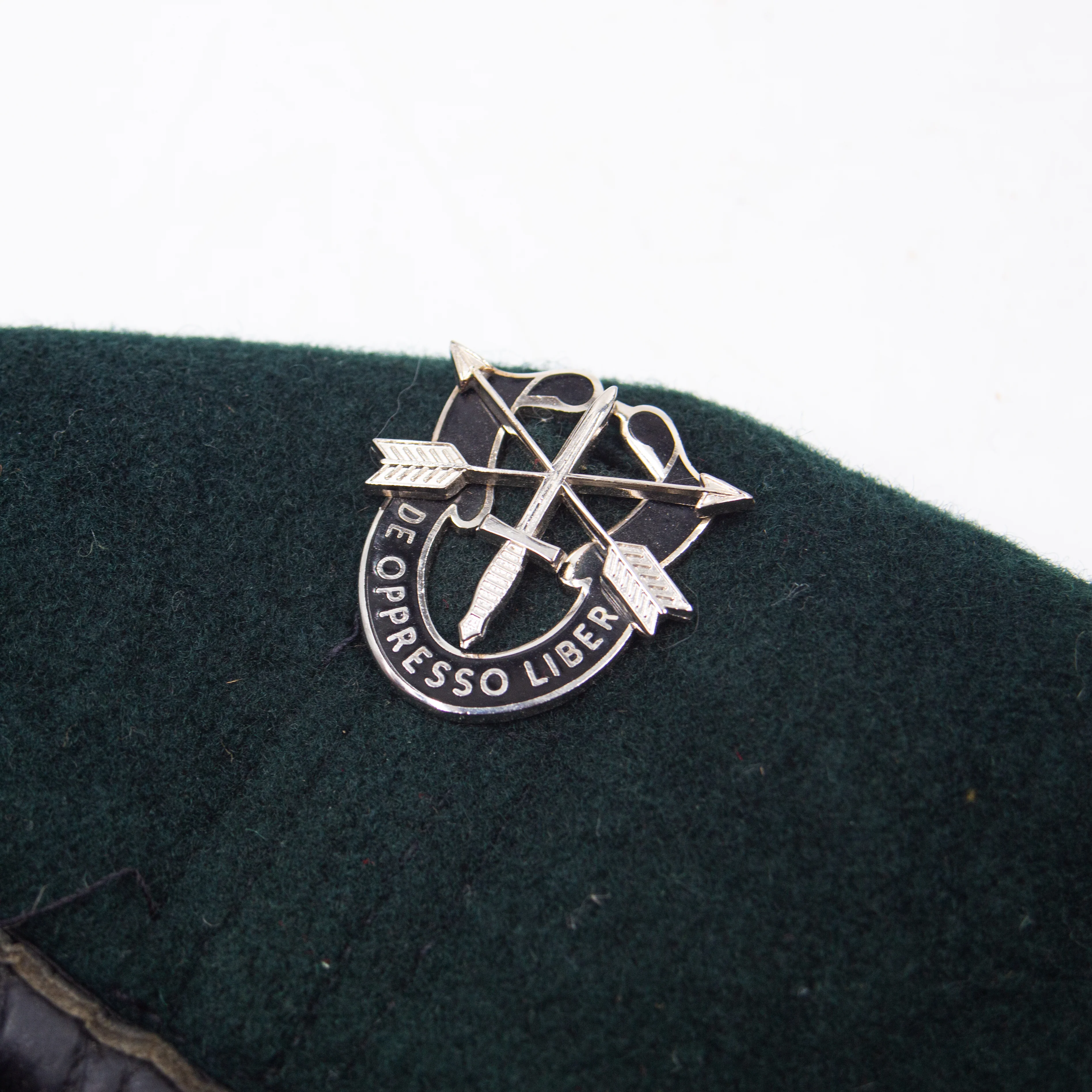 80s US Army Special Forces Green Beret 7 1/4 - Image 2