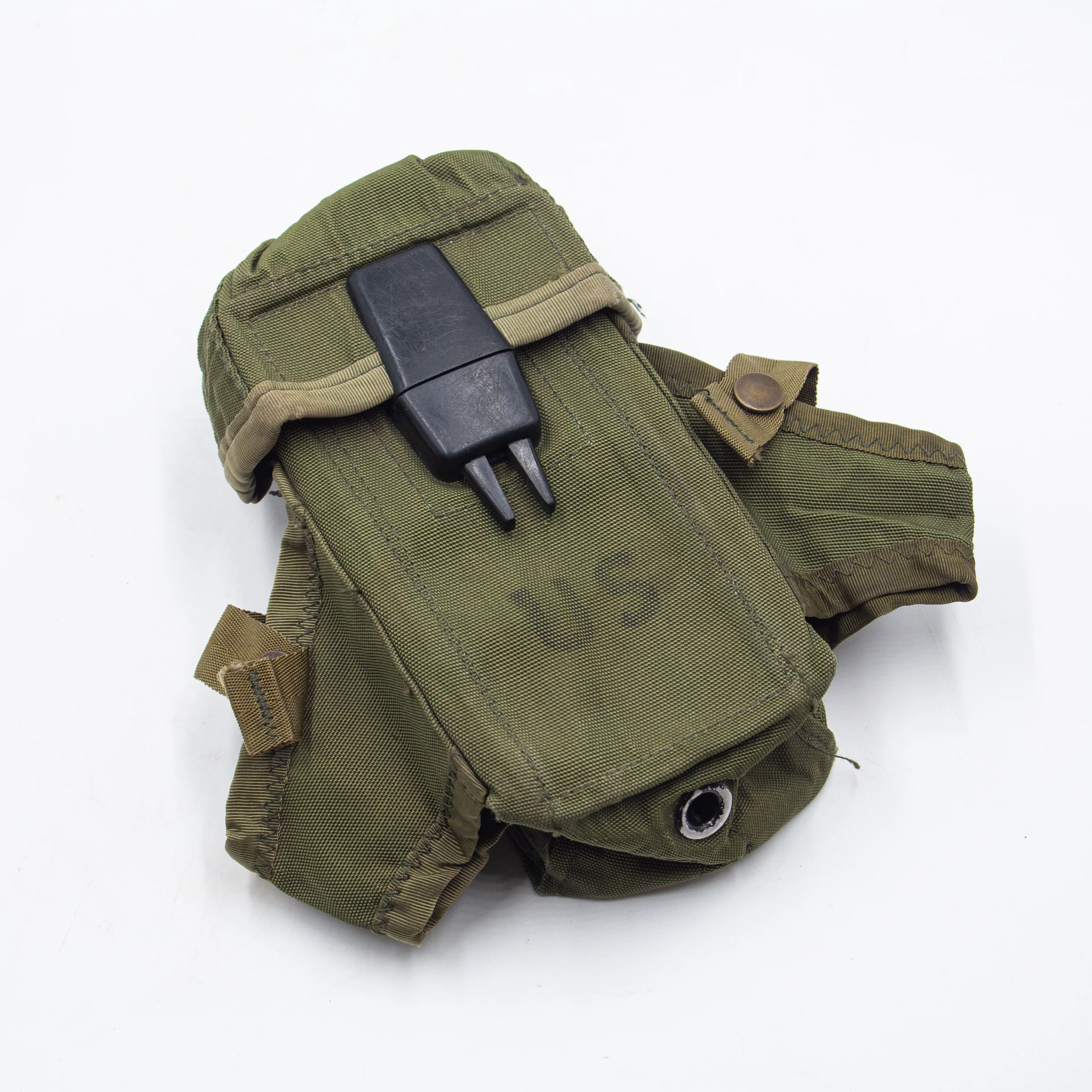 Rare 1973 & 1974 M-1972 Ammunition, Compass & E-Tool Pouch Set - Image 5