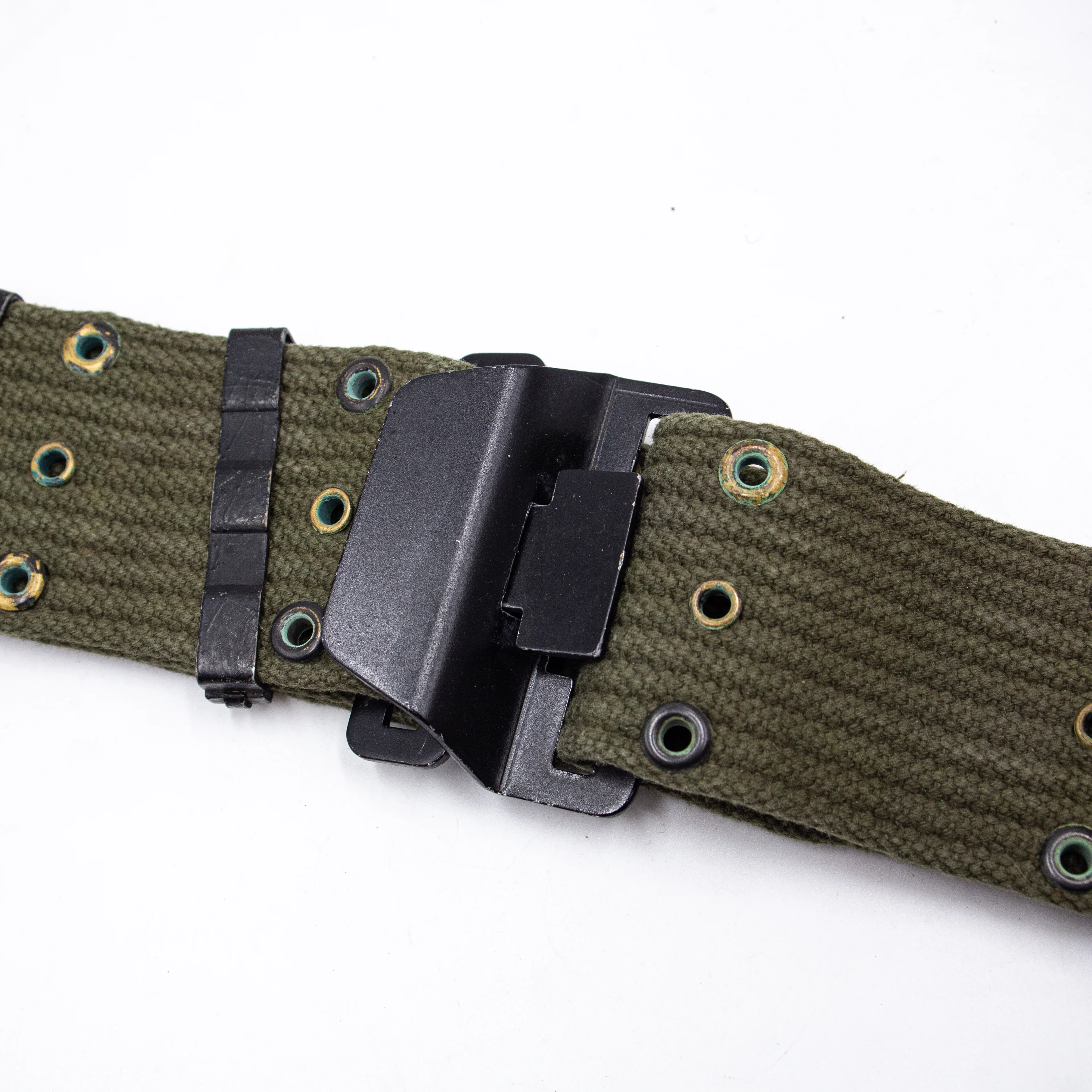Vietnam War 1st Pattern M-1956 M56 Webbing Belt w/ DAVIS Buckle - Image 2
